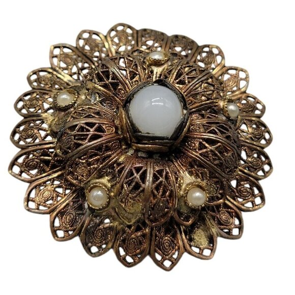 Miriam Haskell Style Brooch Filigree Round Puffy Faux Pearl Brass Tone Unsigned - Picture 8 of 9